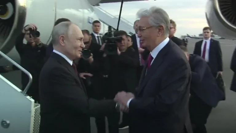 Владимир Путин прибыл в Казахстан с государственным визитом - изображение 1