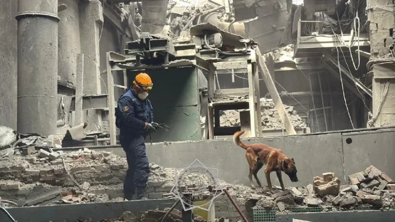 Двое погибли, девять — пострадали. Подробности взрыва на заводе «Казцинк» - изображение 1