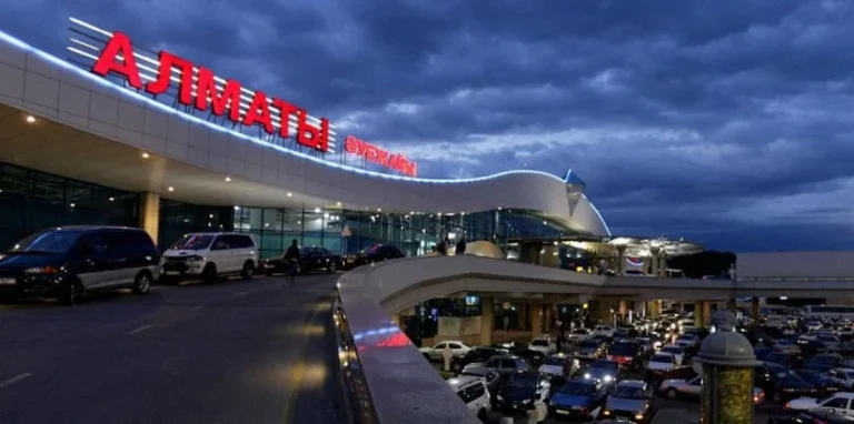 Казахстан продает долю в аэропорту Алматы - изображение 1