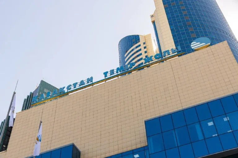 КТЖ занял миллиарды юаней на флот и новую железную дорогу - изображение 1