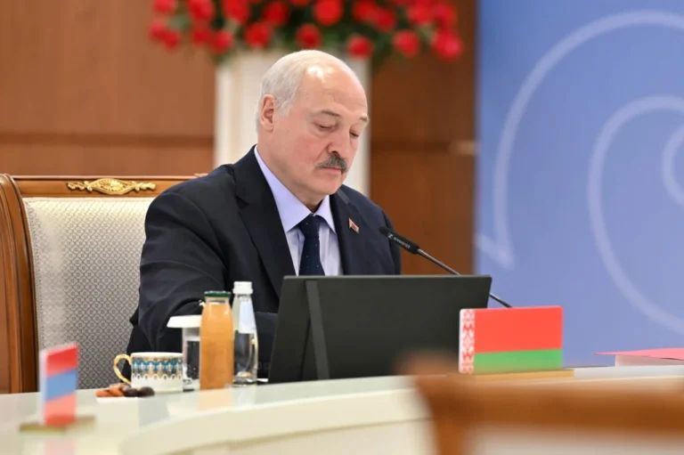 Лукашенко раскритиковал интеграцию ЕАЭС в Астане - изображение 1