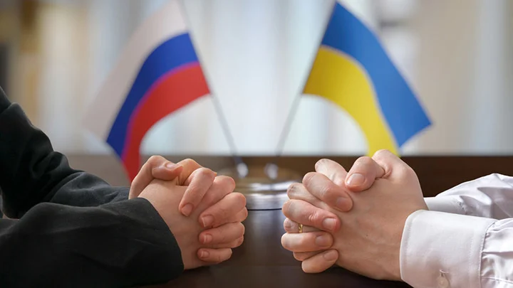 Перемирие к 9 мая трещит по швам: Россия и Украина обвинили друг друга в ударах - изображение 1