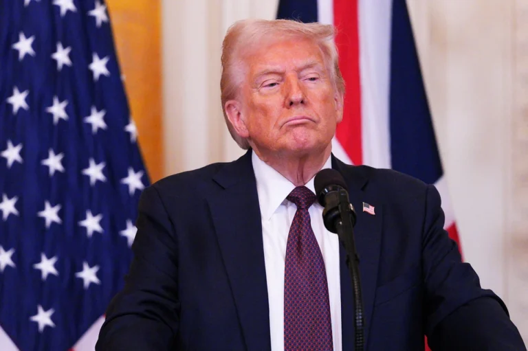 Трамп заявил, что США «займутся» Кубой - изображение 1