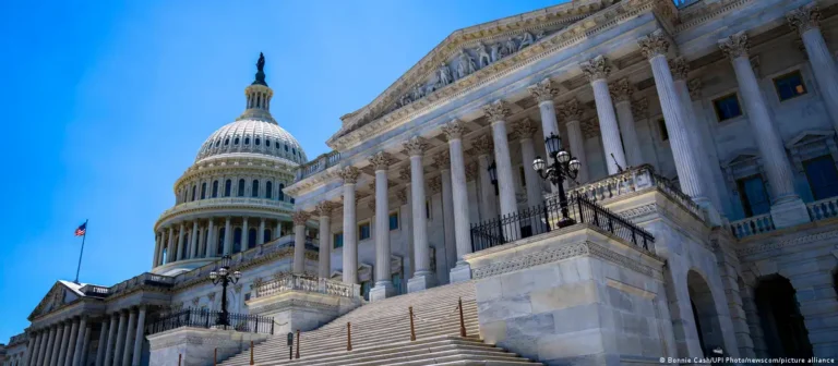 Сенат США потребовал прекратить войну с Ираном - изображение 1