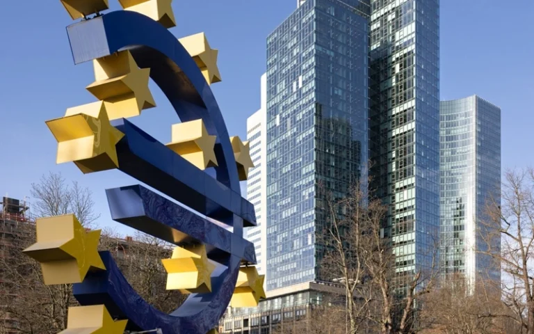 ЕЦБ поднял ставку до 2,25%: кредиты в ЕС снова подорожают - изображение 1