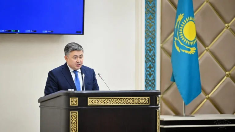 Пенсионные деньги казахстанцев направят в акции - изображение 1