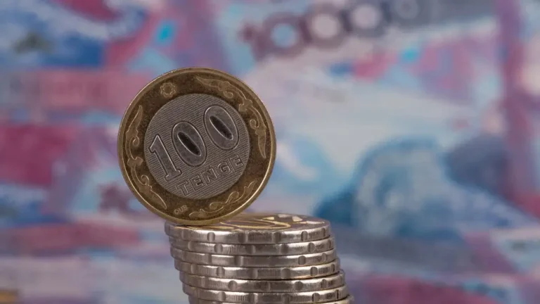 Казахстанцам разрешат передавать 100% пенсионных накоплений частным управляющим - изображение 1