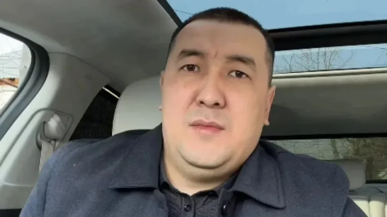 Блогер Молдахан сядет в тюрьму и заплатит ₸6 млн за посты о смертельном ДТП - изображение 1