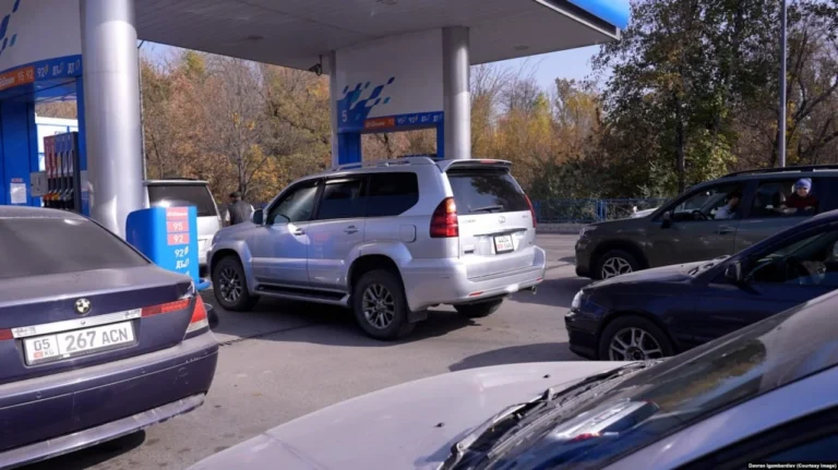 Кыргызстан впервые получил топливо из Китая - изображение 1