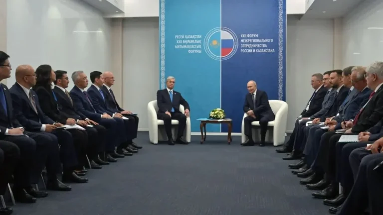 В Кремле ответили на предложение Токаева заморозить конфликт в Украине - изображение 1