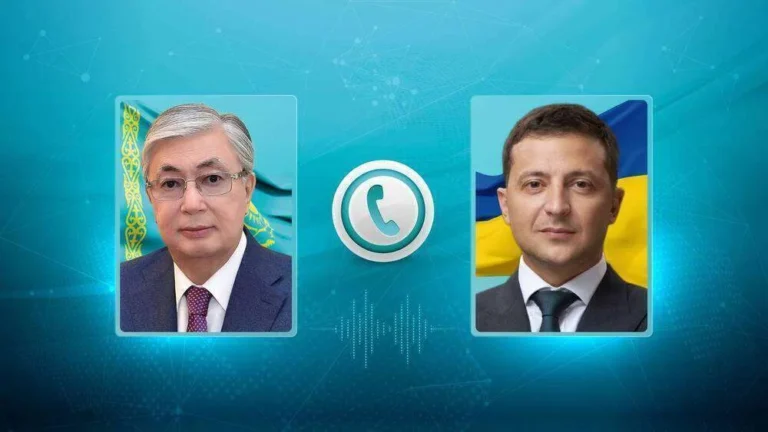 Токаев поздравил Зеленского с Днем независимости Украины - изображение 1