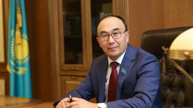 Сыдыков покинет ЕНУ: Миннауки не станет продлевать контракт с ректором - изображение 1
