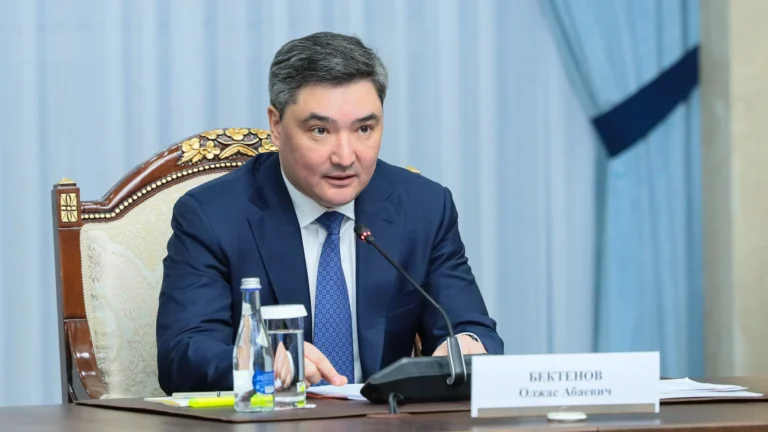 Токаев предложит Курултаю переназначить Бектенова премьер-министром - изображение 1