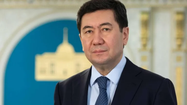 Ерлан Кошанов избран председателем Қазақстан Халық Кеңесі - изображение 1