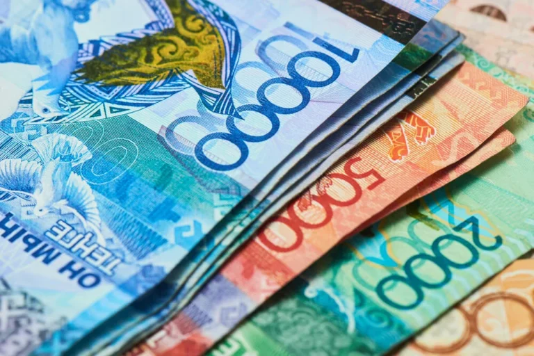 Дефицит республиканского бюджета Казахстана достиг 2,7 трлн тенге - изображение 1