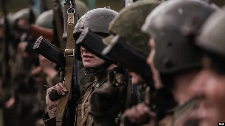 Глава МИД Кыргызстана подтвердил случаи принуждения кыргызстанцев к военным контрактам в России - изображение 1