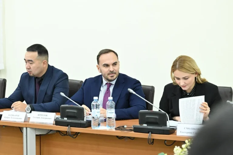 Кульшманов возглавил СЦК, Кочетов — коммуникации Администрации президента - изображение 1