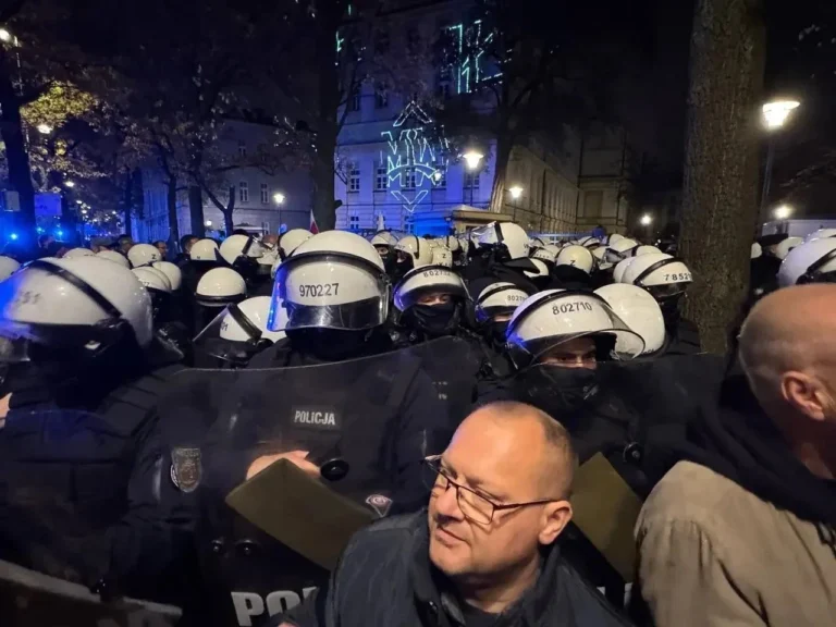 В Польше произошла попытка госпереворота - изображение 1