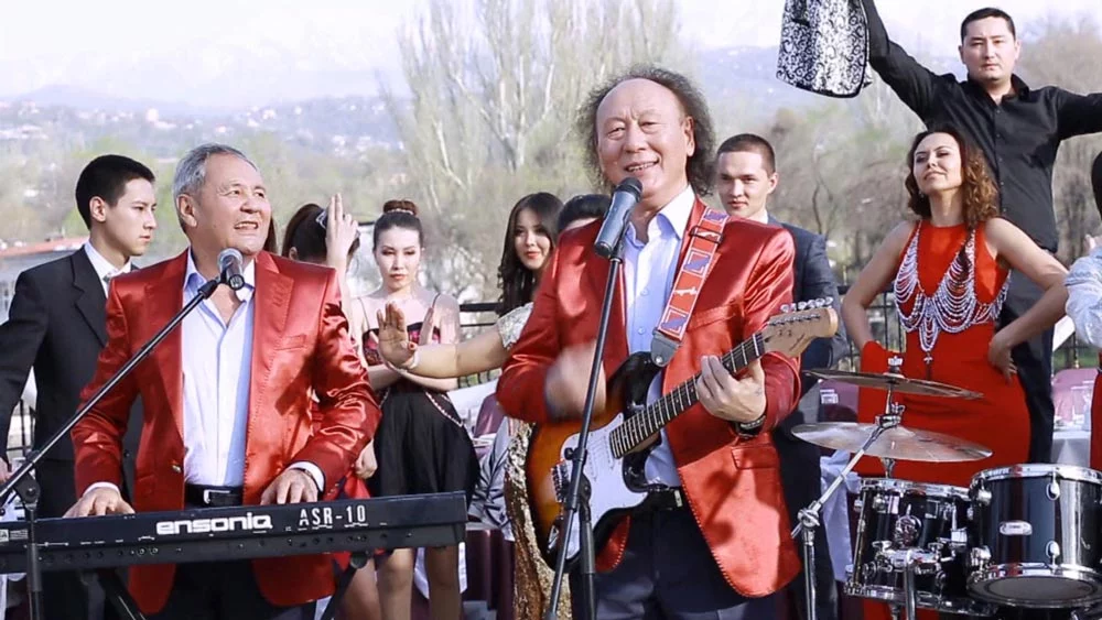 Изображение 3 для Ахматбек Келдибеков: нельзя всех кидать и обманывать