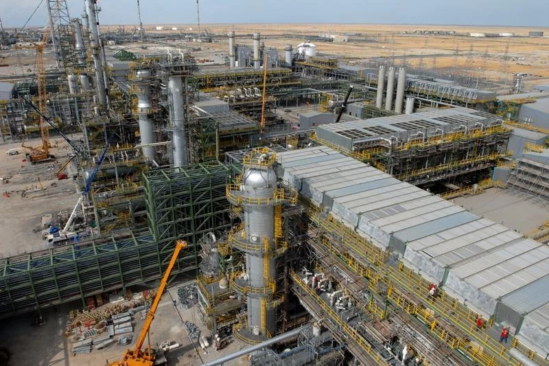 Изображение 3 для После субботних волнений на Тенгизе, когда свыше тысячи рабочих вышли на стихийный митинг, ситуация в данный момент нормализовалась