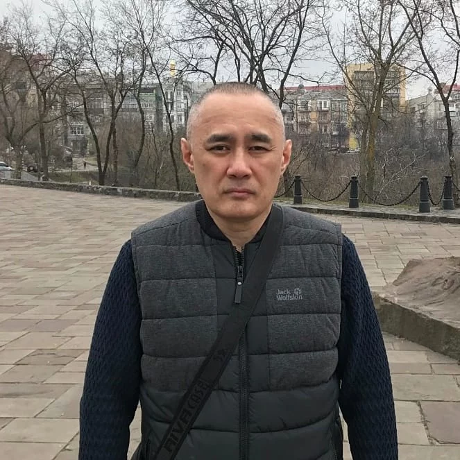 Изображение 3 для Парламент уходит на каникулы