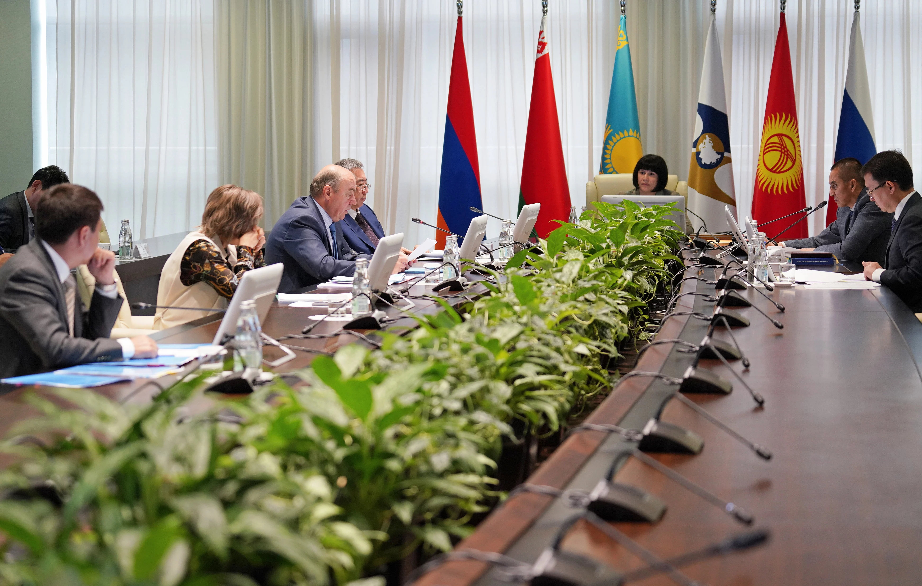 Изображение 3 для Петь теперь можно только после разрешения