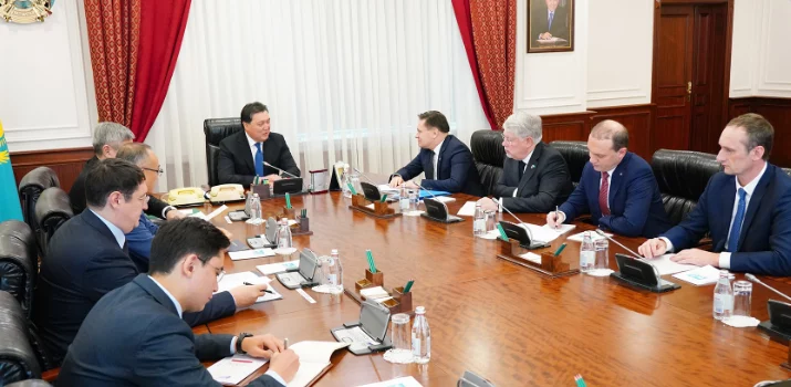 Изображение 3 для Казахстанские школьники спешно покидают родину в &laquo;поисках знаний&raquo;, выбирая Россию