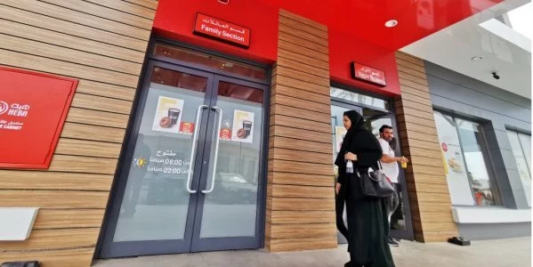 Изображение 3 для В Казахстане наблюдается рост платежных карточек