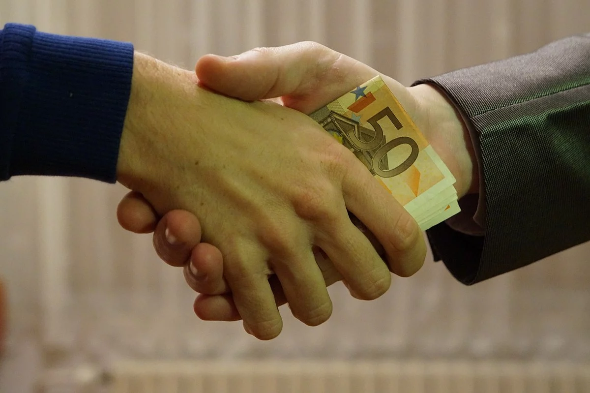 Изображение 1 для Топ-менеджер задержан по подозрению в хищении 20 миллионов