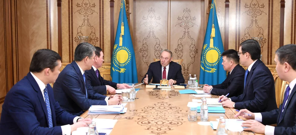 Изображение 3 для Кому выгодно развалить казахстанскую школу?