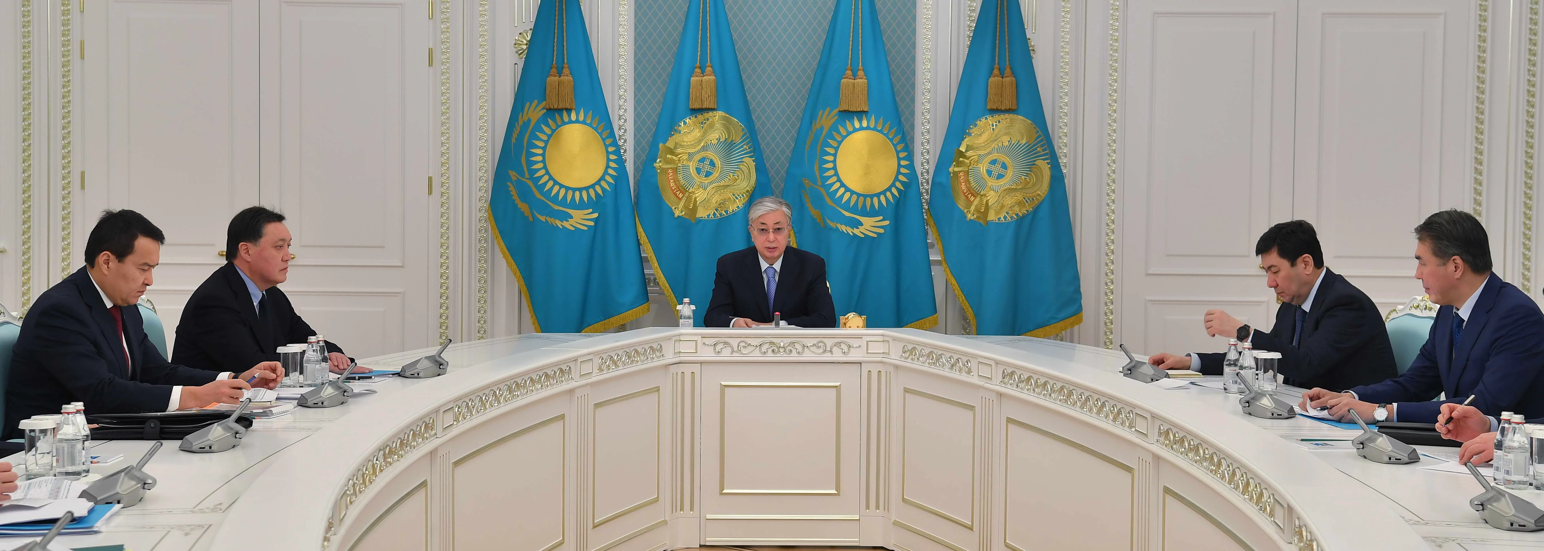 Изображение 3 для И вдруг нам становится страшно что-то менять