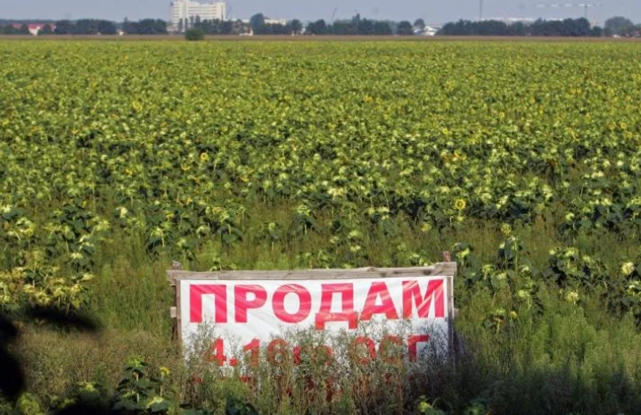 Изображение 3 для В Москве безработные получат деньги почти в три раза больше, чем потерявшие доходы казахстанцы