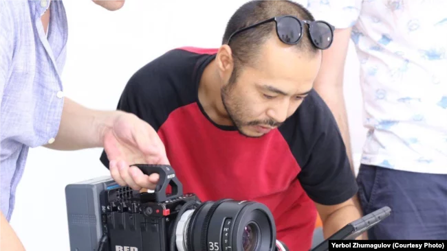 Изображение 5 для Ербол Жумагулов: «Все существующие переводы Абая неполноценны»