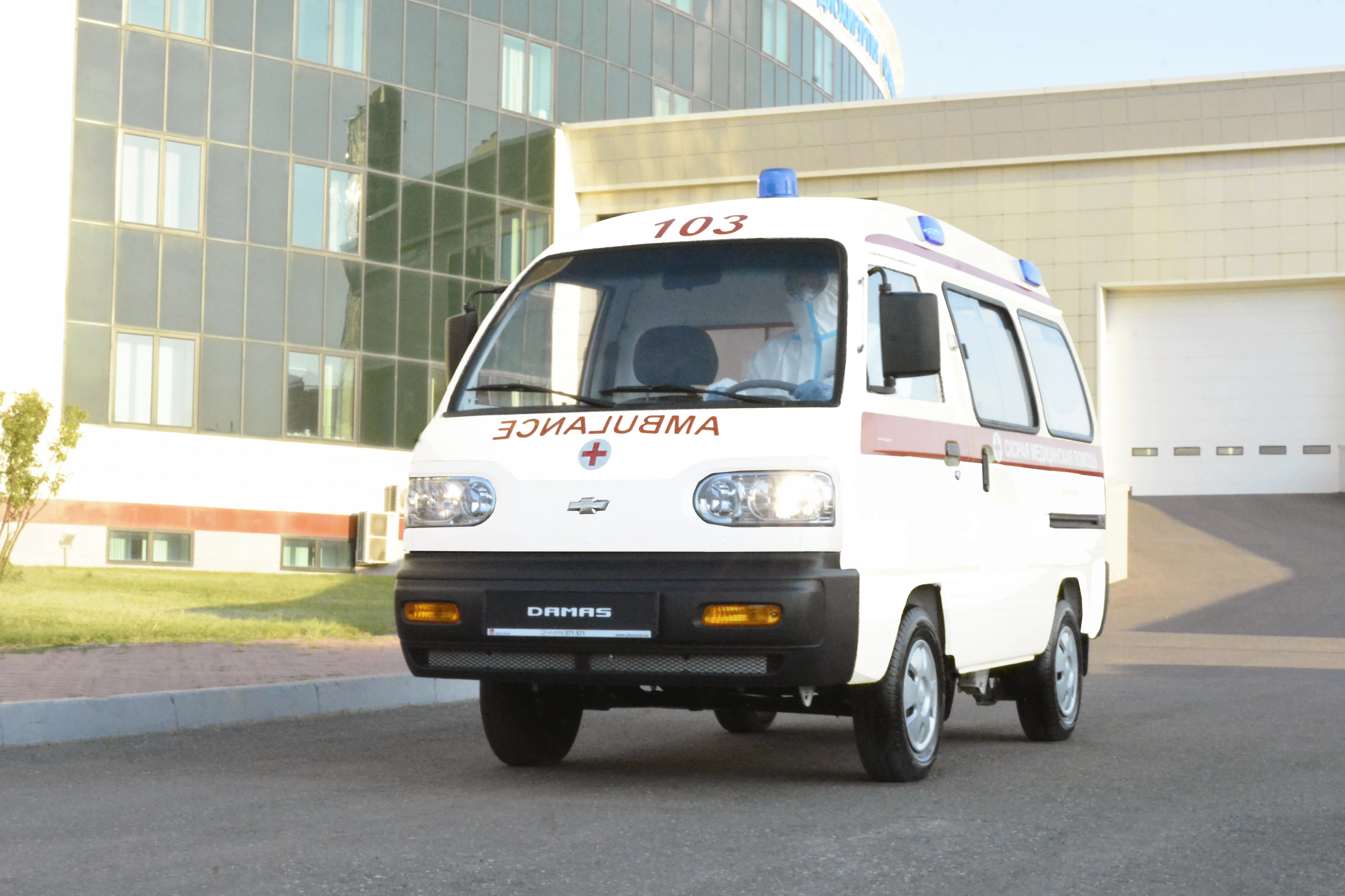 Изображение 4 для Kaspi.kz дарит 100 машин скорой помощи