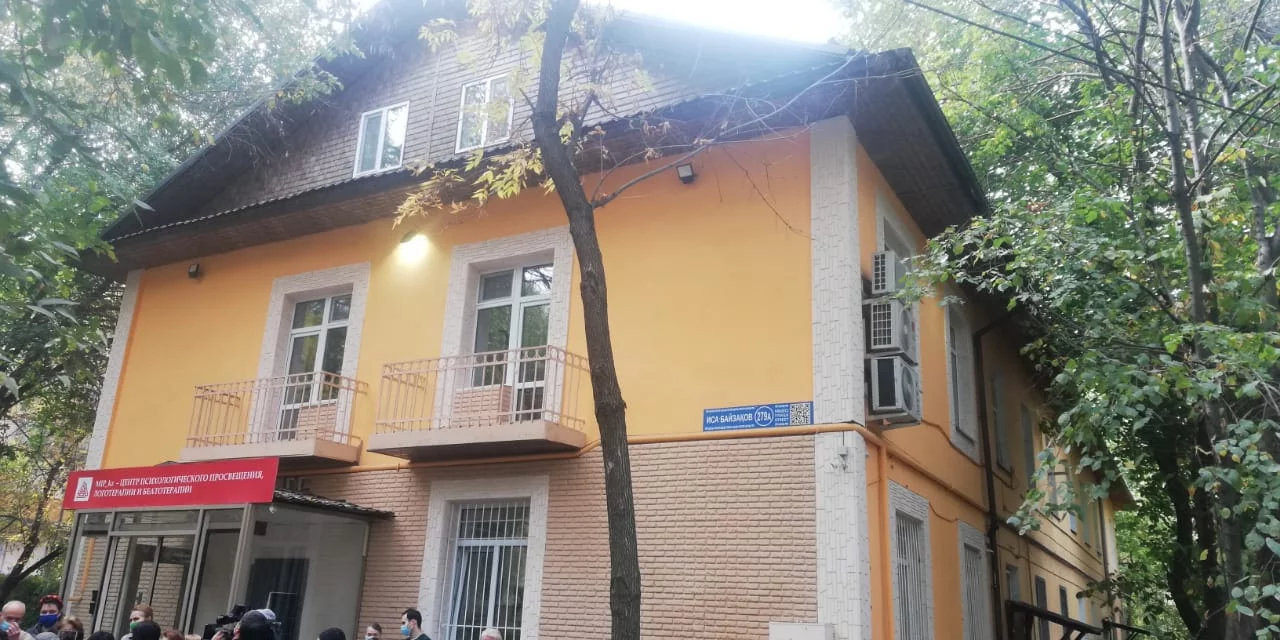 Изображение 6 для Пенсионеры Алматы пожаловались на рейдерский захват домов