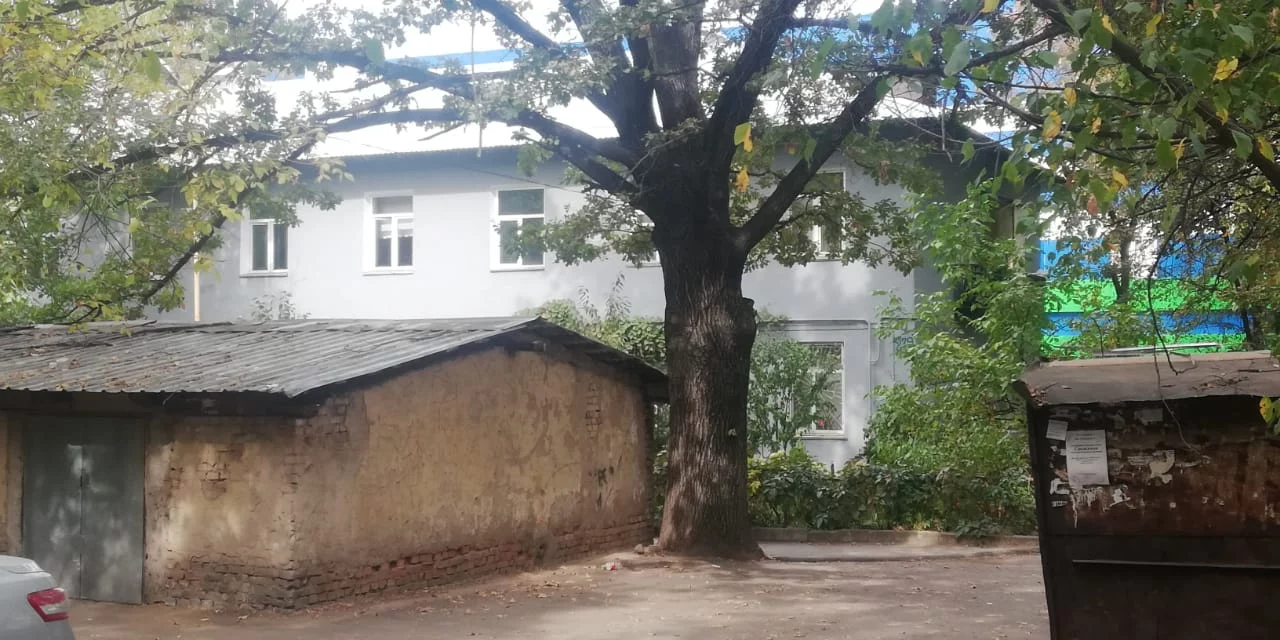 Изображение 7 для Пенсионеры Алматы пожаловались на рейдерский захват домов