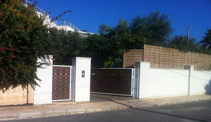 Изображение 3 для Вдова Рахата Алиева требует вернуть богатства