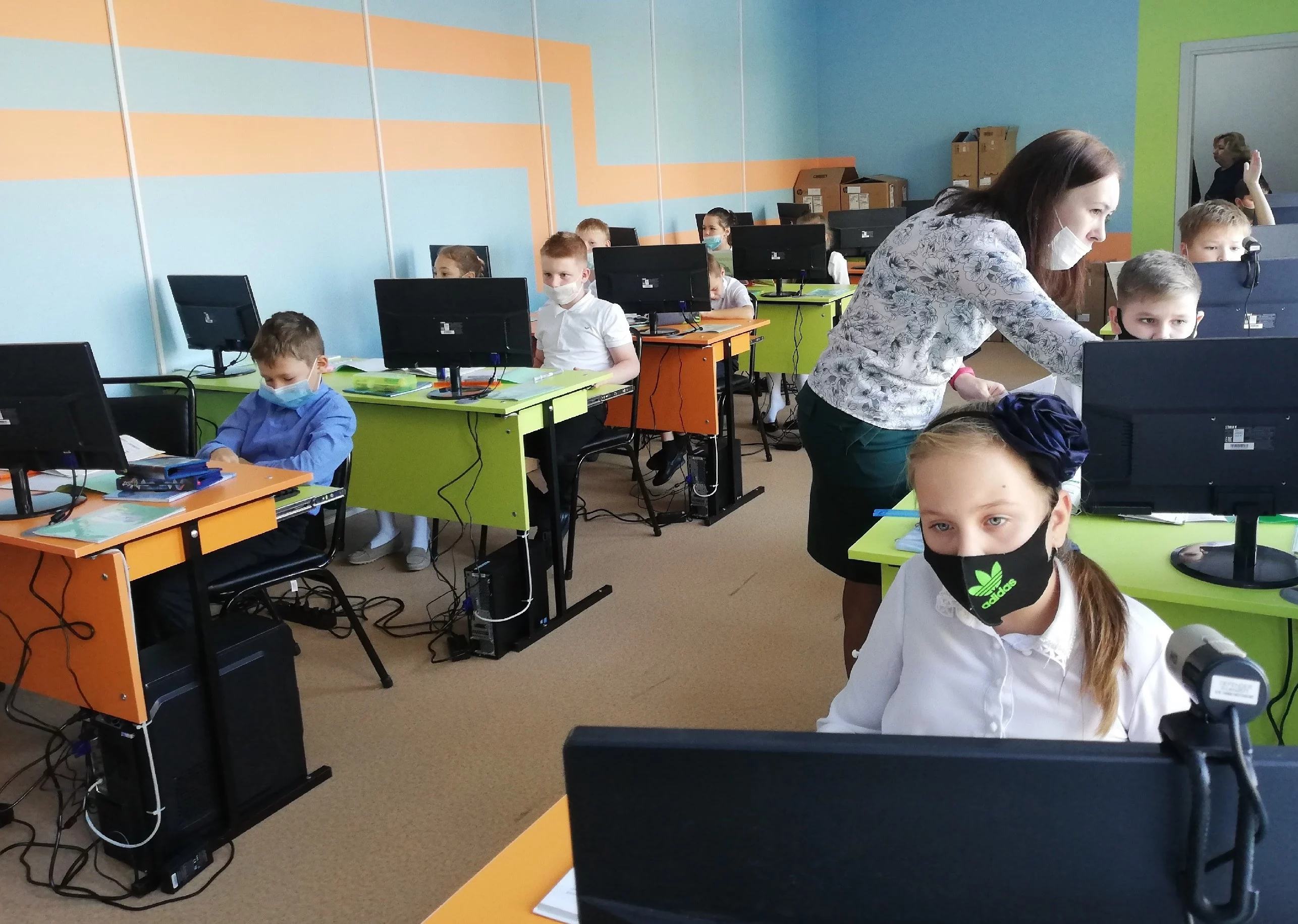 Изображение 14 для Казахстан может остаться без преподавателей