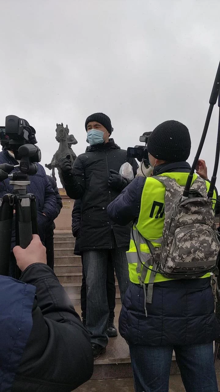 Изображение 1 для Макс Бокаев провел очередной митинг в Атырау