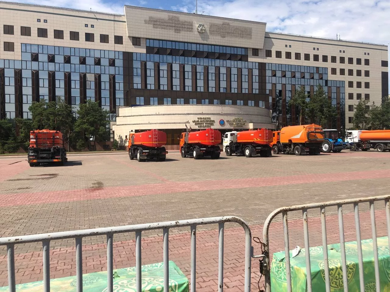Изображение 7 для Митинги против обязательной вакцинации прошли в нескольких городах Казахстана, есть задержанные