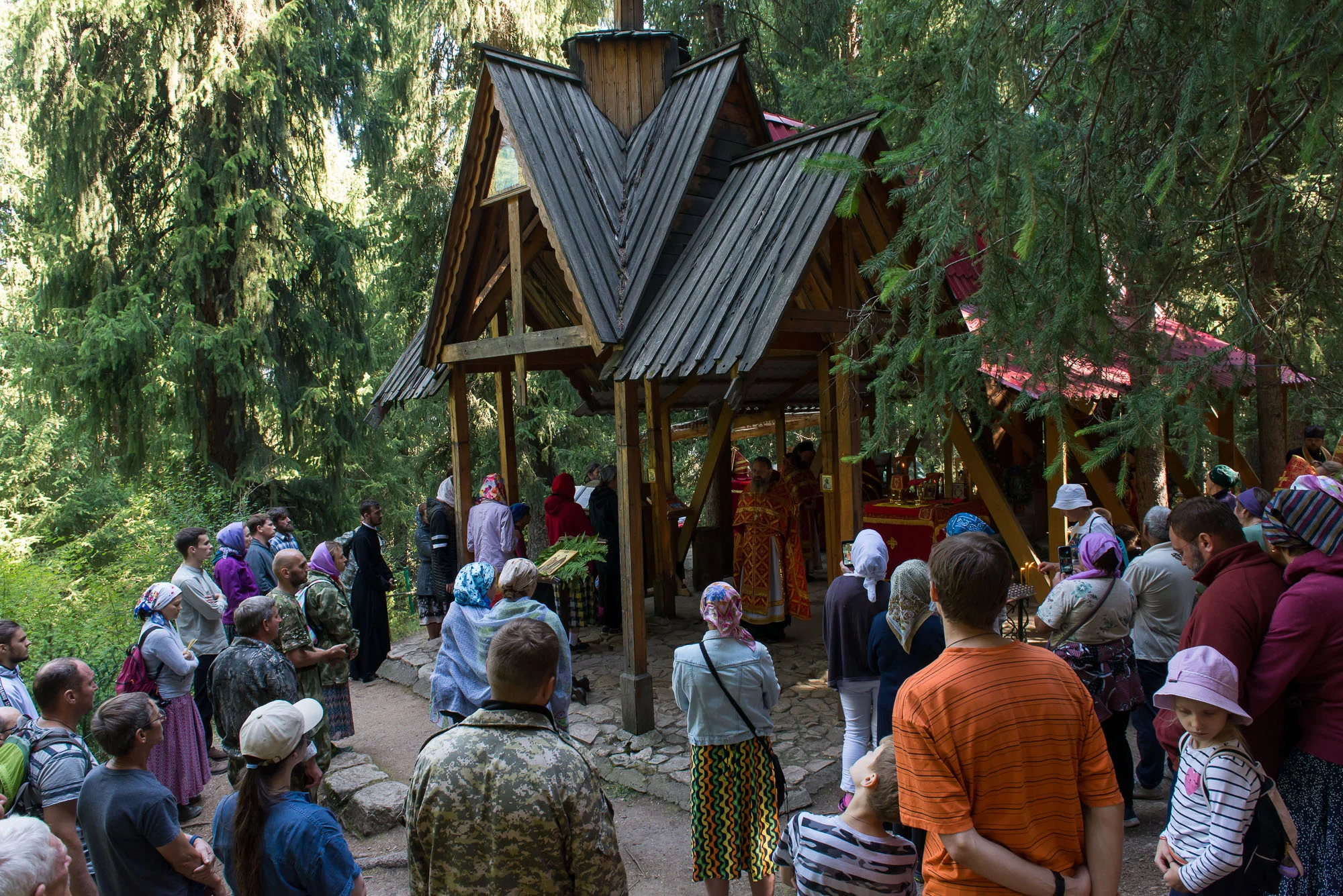 Изображение 6 для Алматинцы почтили память мучеников Серафима и Феогноста