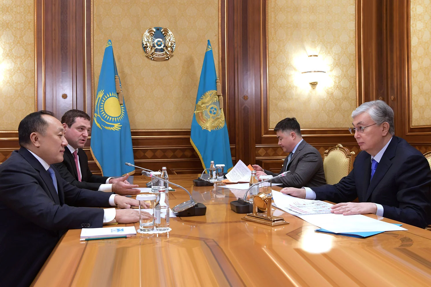 Изображение 1 для На встрече с руководителями Kaspi.kz Глава государства заслушал информацию о текущей деятельности и перспективах дальнейшего развития международно признанной финтех-компании.