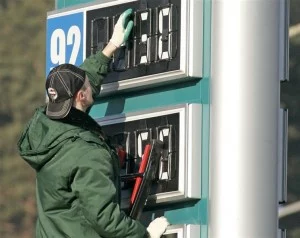 Изображение 1 для Казахстан продлил запрет на экспорт ГСМ в 2013 году