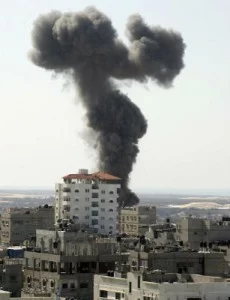 Изображение 1 для ВВС Израиля нанесли 3 авиаудара по объектам исламистов в секторе Газа