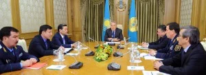Изображение 1 для Президент провел совещание с руководителями государственных и правоохранительных органов в связи с крушением военного самолета АН-72